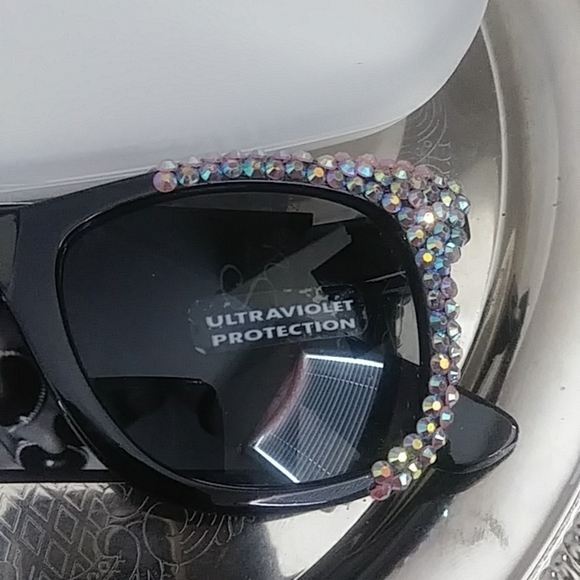 SimplyVita sunglasses - Picture 2 of 3